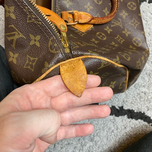Authentic LV Speedy 35 beautiful condition - Picture 14 of 16